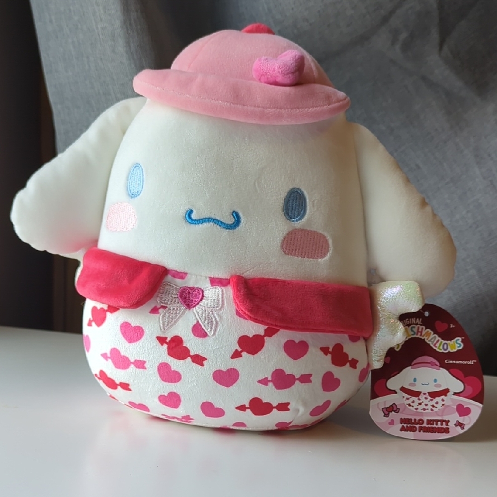 2025 Cinnamoroll Hello Kitty Hearts Squishmallow